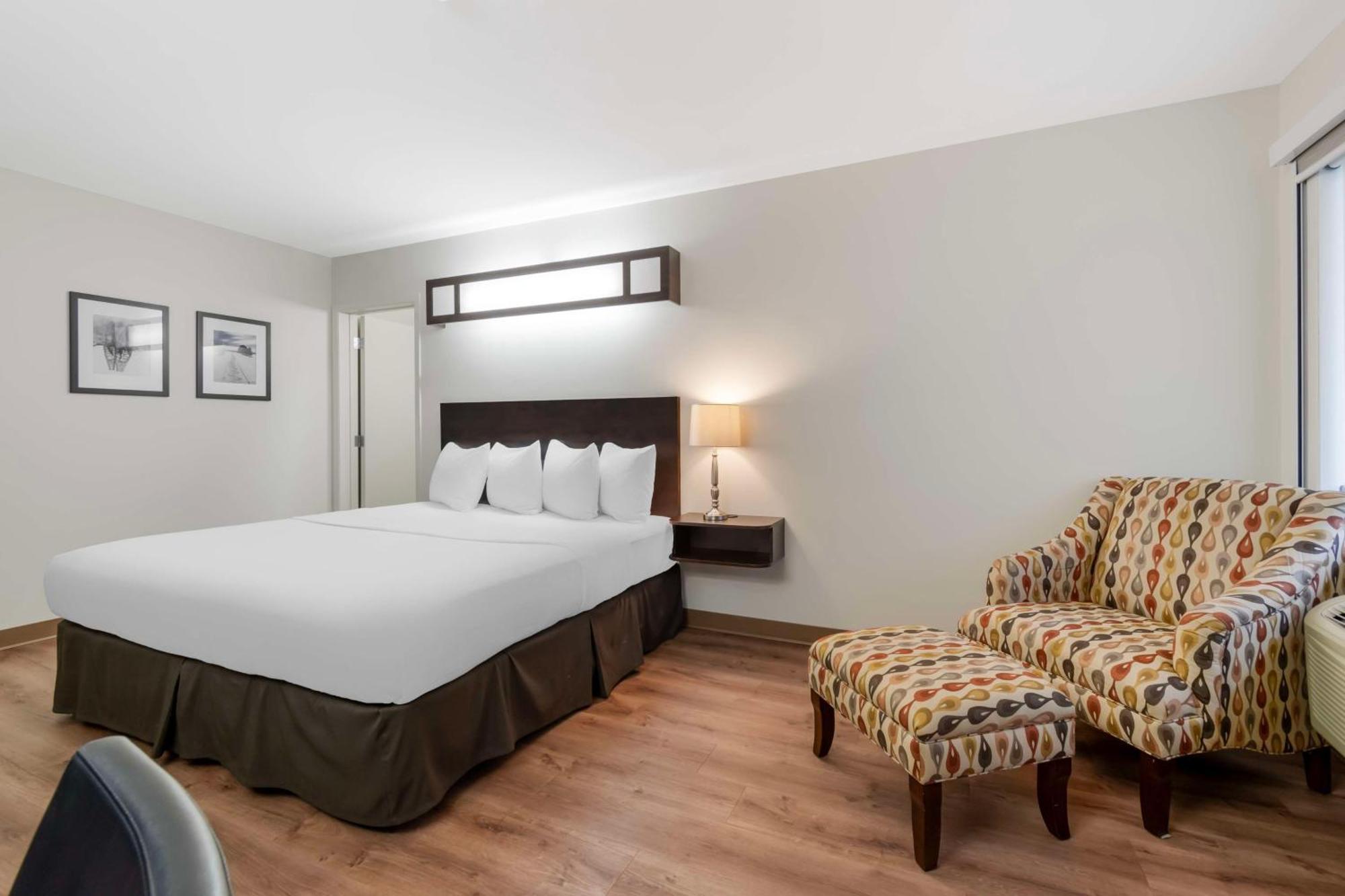 Villa Inn & Suites - Surestay Collection By Best Western Hearst Ngoại thất bức ảnh